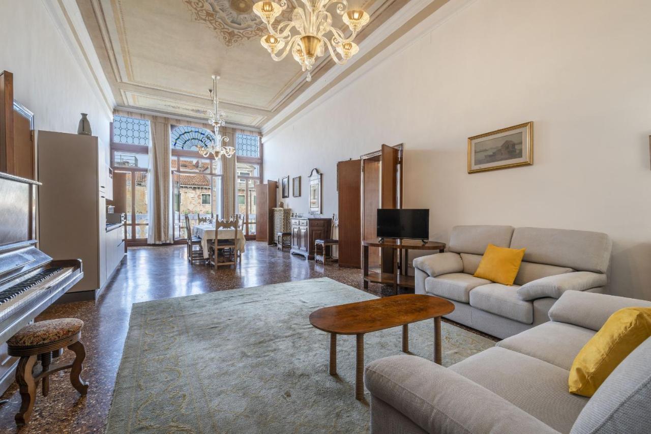 Ca' Magia - Rialto Exclusive Residence By Wonderful Italy Венеция Екстериор снимка