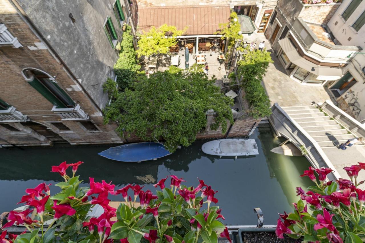 Ca' Magia - Rialto Exclusive Residence By Wonderful Italy Венеция Екстериор снимка
