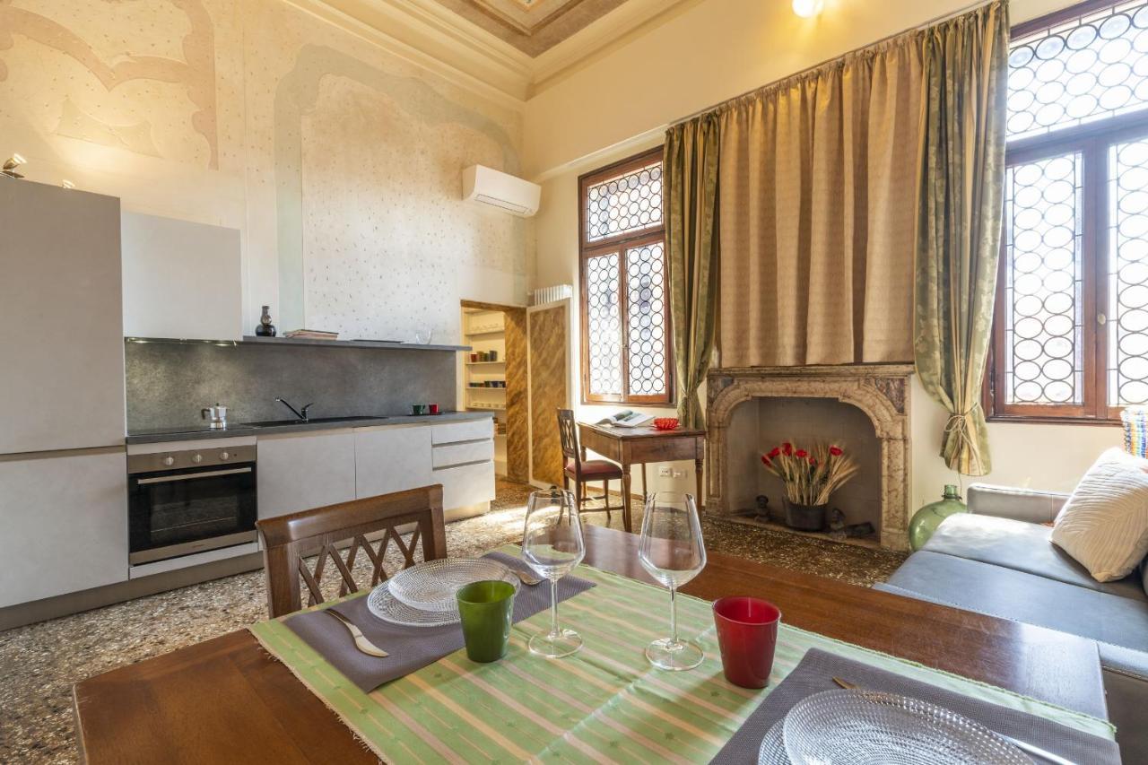 Ca' Magia - Rialto Exclusive Residence By Wonderful Italy Венеция Екстериор снимка