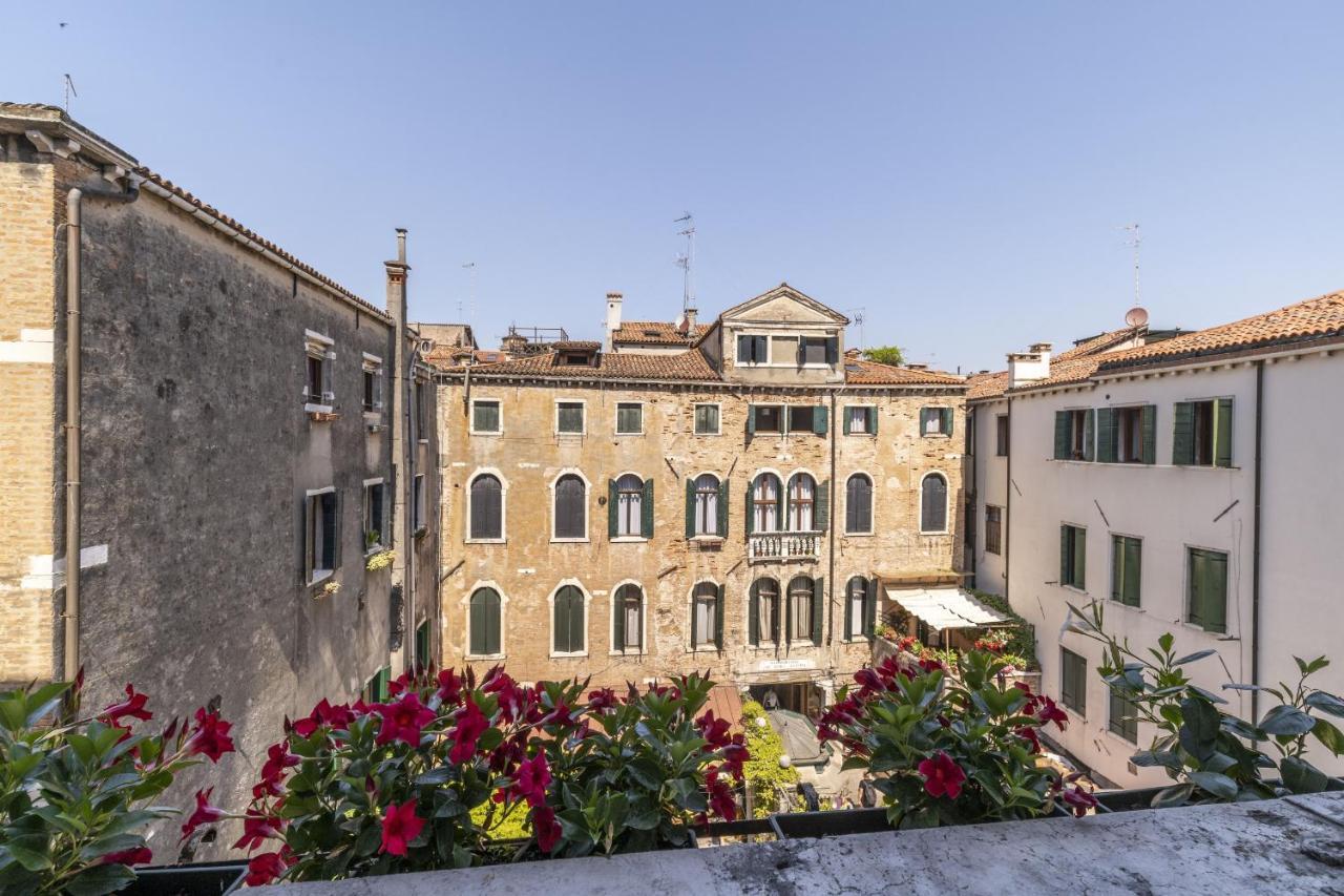Ca' Magia - Rialto Exclusive Residence By Wonderful Italy Венеция Екстериор снимка
