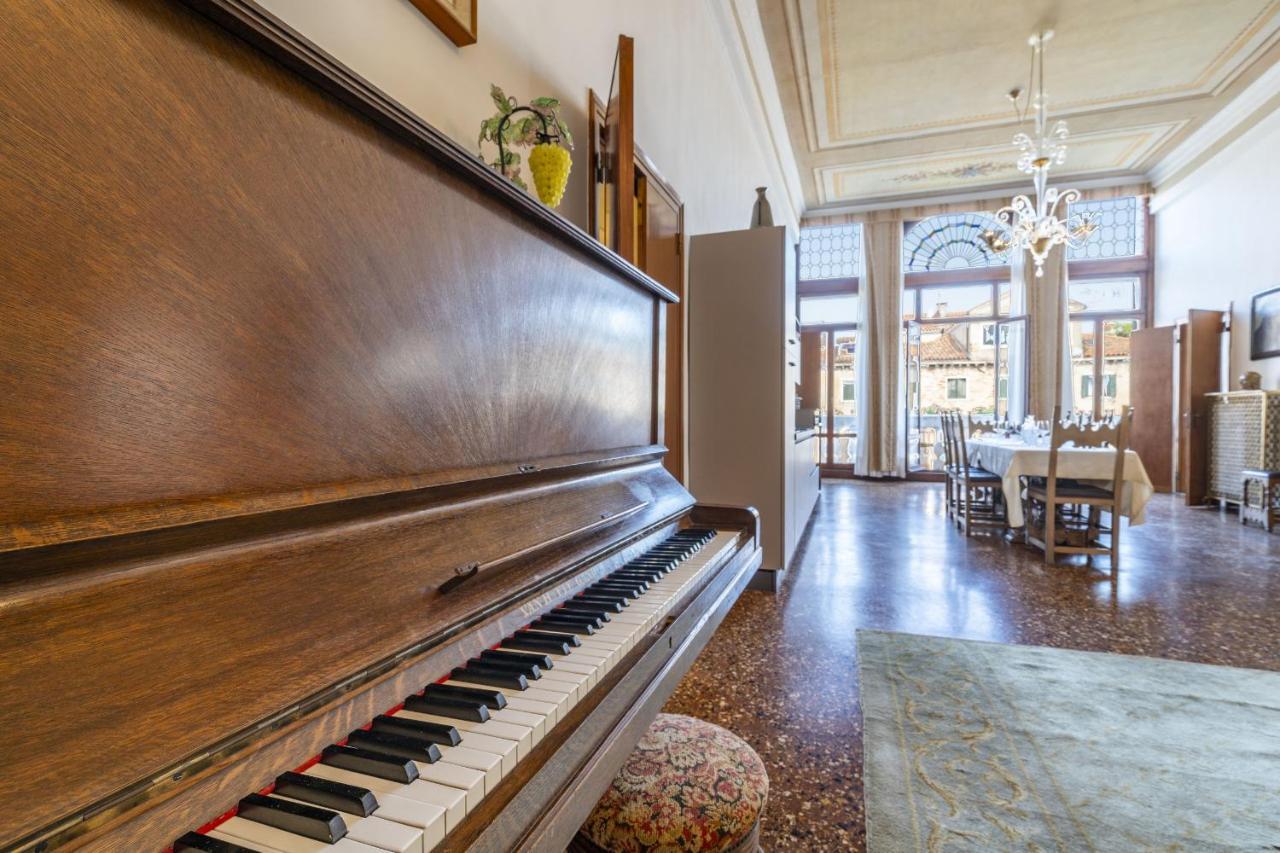 Ca' Magia - Rialto Exclusive Residence By Wonderful Italy Венеция Екстериор снимка