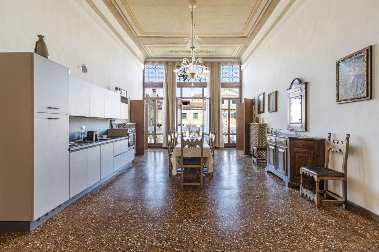 Ca' Magia - Rialto Exclusive Residence By Wonderful Italy Венеция Екстериор снимка